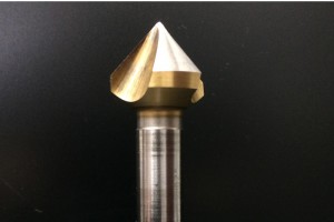 Aiguisage de couteaux et d'outils de coupe pour le secteur industriel
